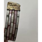 Vintage Women’s 70s Mother of Pearl Inlay Dainty Brass Bangle Bracelet Sz 8” Pink Photo 6