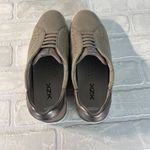 Kizik Miami Sneakers Womens 8 M Gray Metallic Leather Comfort Slip On Hands Free Photo 4