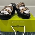 Gianni Bini Platform Sandals Photo 1