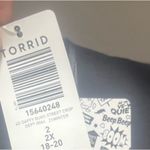 Torrid Crop Legging Warner Bros Looney Tunes Daffy Bugs 2X 18/20  NWT Photo 2