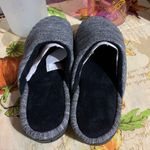 Isotoner Gary  Slippers Photo 2