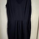 Boden size 4P dark blue dress with v neck and pockets. Simple but perfec… Photo 0