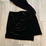 Avec Les Filles NWT Rich Soft Black Velvet Rosette Draped Mini Skirt, Size XS Photo 6