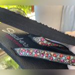 Skechers Black Bejeweled yoga foam Flip Flops Size 8/ 9 New comfortable Photo 1