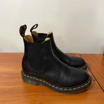 Dr. Martens Doc Martens 2976 Women‎ Smooth Leather Chelsea Pull On Boot Matte Black Chunky 5 Photo 2