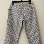 Merona NWT  size 2 gray and white below the waist straight leg pants Photo 4