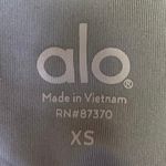 Alo Gray Square Neck Rib Knit Activewear Athletic Cropped Tank Top Sports Bra XS Photo 2