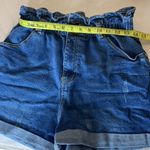 The Style Between Us  Paper Bag Style High Waist Cuffed Jean Shorts Size Large Photo 4