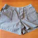 New York And Company  Denim Shorts are a size 8. Photo 11