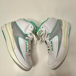 Nike  Air Jordan 2 Retro Shoes Womens Size 10.5 Sneakers Crystal Mint‎ White Photo 3