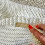 Limited Edition Cream Knit Infinity Scarf NWOT Gold Photo 4