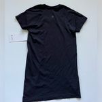 Lululemon athletica Swiftly Tech Short Sleeve 2.0 Black -Size 6 Photo 2