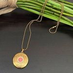 Vintage Unsigned Gold Photo 0