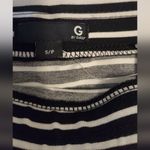 Guess NWT  Striped Black and White Women's Mini Skirt. Photo 1