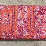 Vera Bradley  pink wallet Photo 0