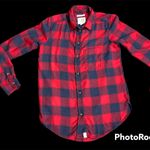 American Eagle  amazingly soft boyfriend fit Buffalo plaid button down flannel XS Photo 1