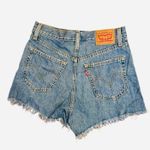 Levi's Levi’s High Waisted Mom Shorts Jean Shorts Denim Ripped Distressed 27 Photo 1