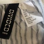 H&M -WHITE AND BLACK ROMPER Photo 5