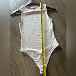 Aritzia Contour Baby Pink Crew Neck Sleeveless Thong Bodysuit Women’s size XS Photo 10