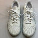 Women's Athletic Shoes in White and Light Blue Size 8.5 Photo 7