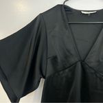 Halston Heritage Black Satin Hi-Low Kimono Sleeve V-neck Top/Blouse Size Small Photo 2