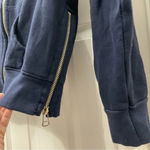 Peloton  Navy Full Zip Women’s Hooded Sweatshirt Ride Love Sweat Size Medium M Photo 5