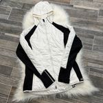 New Balance  Women’s Polartec Hooded Black and White Jacket Photo 2