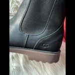 UGG  Women's Classic Ankle Chelsea Boots - Size 6 Photo 3