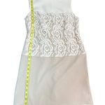 Sandra Darren Dress Womens 6P Neutral Colorblock Embroidered Sleeveless Sheath Photo 2
