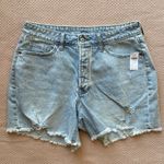 Old Navy High Rise Curvy OG Straight Shorts Photo 1