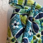 Vera Bradley RETRIRED:  | Daisy Daisy pattern small cosmetic bag. Photo 10