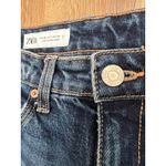 ZARA  Jeans Women's‎ Size 2  Blue Mid Rise Straight Leg Raw Hem Denim Photo 3