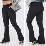 Aerie  Offline Womens Fold Over Ribbed Low Rise Flare Leggings, black Photo 1