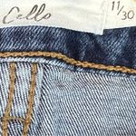 Cello  Size 11/30 Distressed Ripped Torn Cropped Straight Leg Jeans w/5 Pockets Photo 12