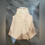 Venus Sleeveless Button-Up Women's Top. Size small. . Photo 1