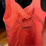 Lululemon  coral active tank with sport bra size 8 Photo 3