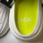 UGG  Slingback Runner Sneaker Sandal White Black & Yellow Size 6 Photo 9