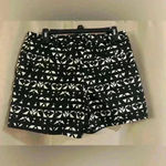 Worthington Women’s White&Black  Shorts Photo 1