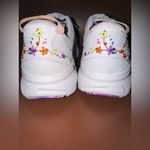 Hoka  Bondi L Vibrant Bloom Nimbus Cloud Photo 4