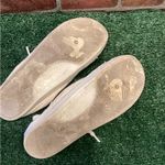 Tommy Bahama  Womens No Tie Creamy Natural Sneakers size 8.5 Photo 4