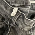 ZARA  woman medium rise distressed jeans Photo 2