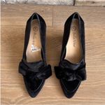 Bella Vita  Women's Black Velvet Heels with Bow Photo 4