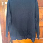 Lands' End  Women’s performance V-neck sweater, black. Photo 2