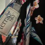 Terra & Sky Floral Black romper Photo 2