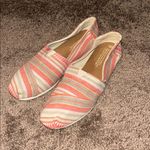 Toms TTOMS Alpargata Classic slip-on shoes striped coral and white Photo 4