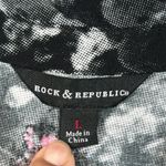 Rock & Republic  Black Printed Button Down Blouse Size Large EUC #VEG-0129 Photo 5