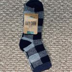 Northeast Outfitters  NWT Men’s Black and Gray Plaid Cozy Cabin Socks Photo 1