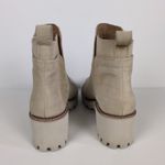 DOLCE VITA Beige Huey H2O Suede Leather Ankle Booties Lug Sole Women's 7.5 Photo 3