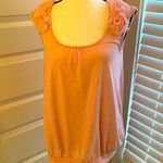 belle du jour || Pink top w shoulder embellishment Photo 0