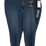 Lee Women's Ultra Lux Relaxed Crop Jeans NWT Size 26W Photo 0